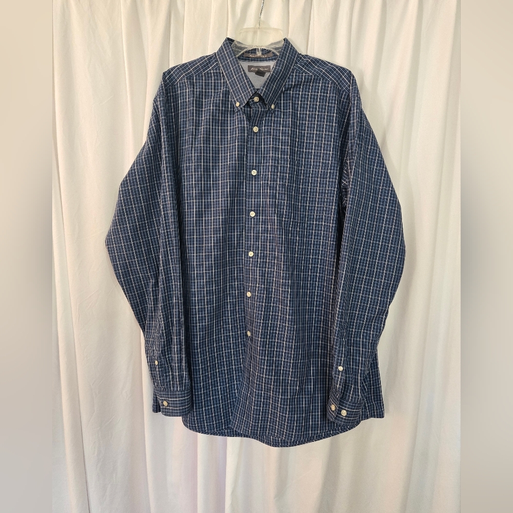 Eddie Bauer Wrinkle Free Classic Fit Blue Plaid Cotton Casual Button Down Shirt